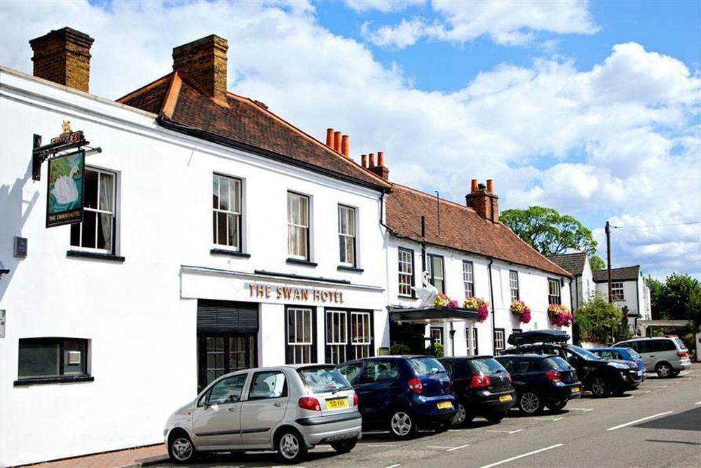 The Swan Hotel Staines-upon-Thames Dış mekan fotoğraf