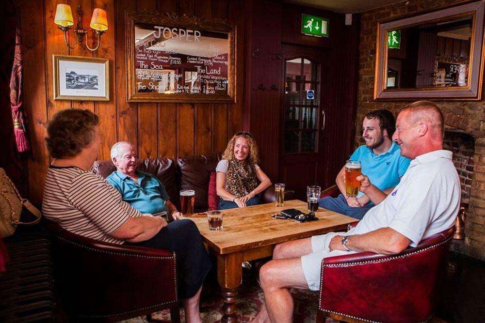 The Swan Hotel Staines-upon-Thames Dış mekan fotoğraf